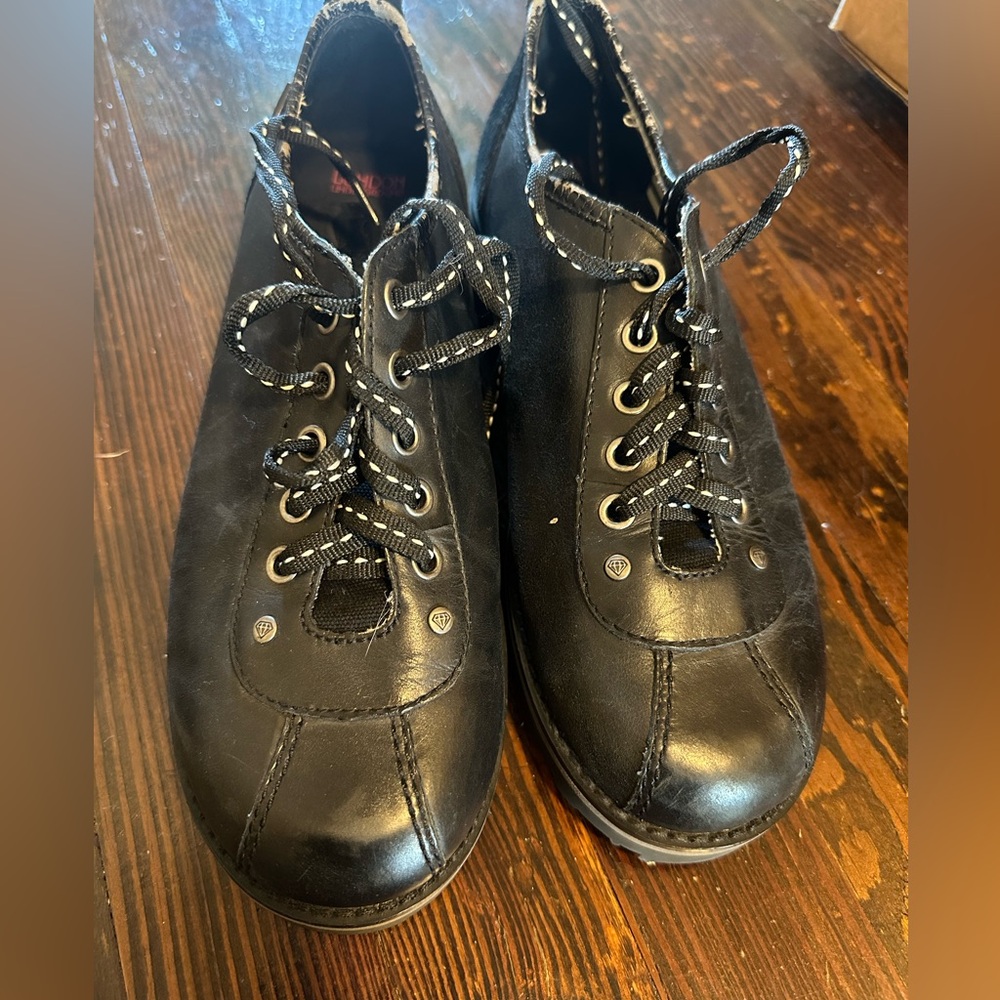London Underground Boots